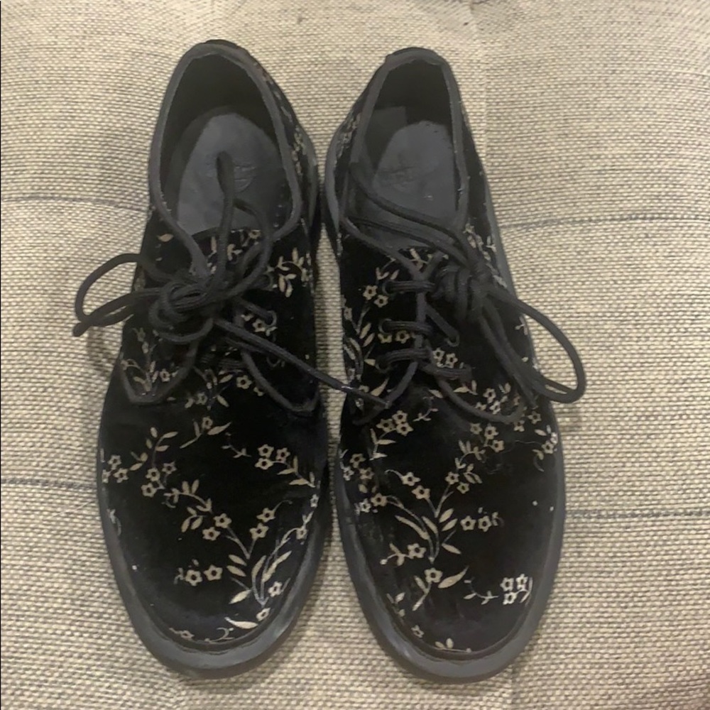 Iconic 90s floral velvet doc marten 1461 oxfords